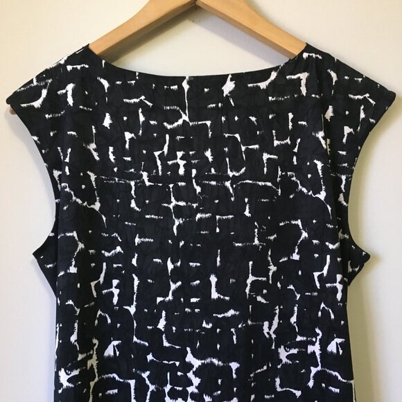 Not Just Pants Ink Blotched Ruched Waist Cowl Neck Tank Top - Picture 6 of 14